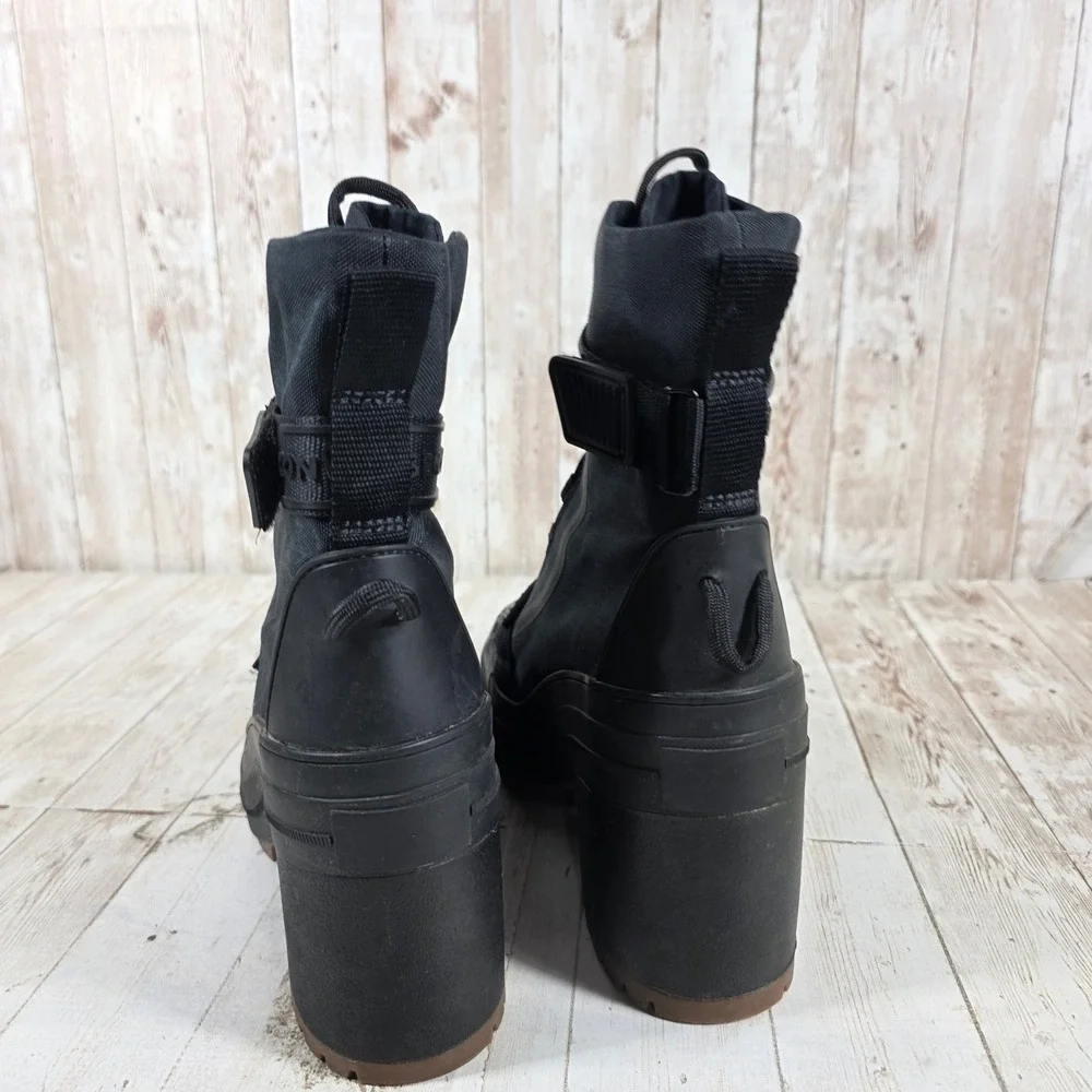 Converse Chuck Taylor All Star GR82 Black Platform Boots 563468C Womens 6.5